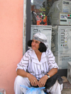 Albania / Shqiperia - Shkodr/ Shkoder / Shkodra: local woman - photo by J.Kaman