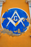 Puerto Plata, Dominican republic: Masonic Square and Compasses - symbolism at the Malecón - Restauración masonic lodge - Respetable Logia Restauración al Or.·. de Puerto Plata - photo by M.Torres