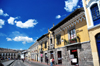 Quito, Ecuador: colonial palace converted to commerce - Plaza de San Francisco - east side - Calle Sebastián de Benalcazar - photo by M.Torres