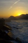 Donostia-San Sebastián, Gipuzkoa province, Euskadi: sunset over Concha bay - Santa Clara island and Monte Igeldo - photo by J.Zurutuza