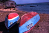 Africa - Ilha de Moçambique / Mozambique island: barcos na praia / boats on the beach - photo by F.Rigaud