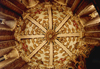 Portugal - Ribatejo - Tomar: toque dos Templrios - tecto da charola - convento de Cristo / Tomar: a Templar ceiling at the Convent of Christ - photo by M.Durruti